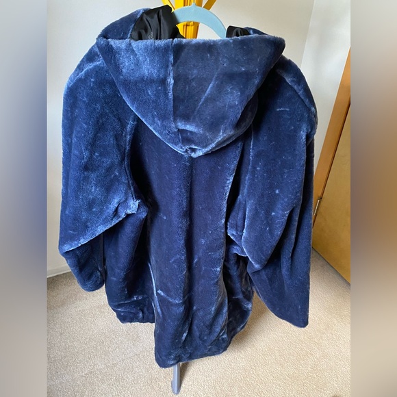 🧥Dennis Basso Faux Fur Jacket - Picture 2 of 5